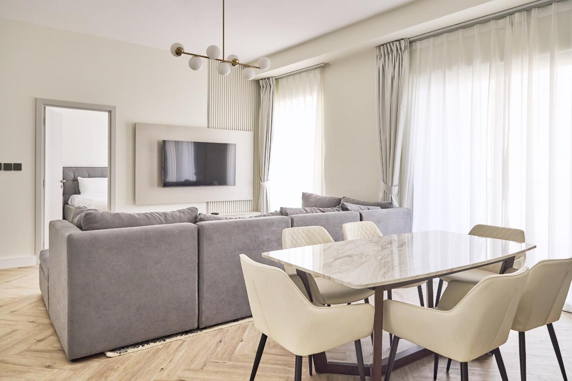 Ultimate Luxury 2bdr Beachfront